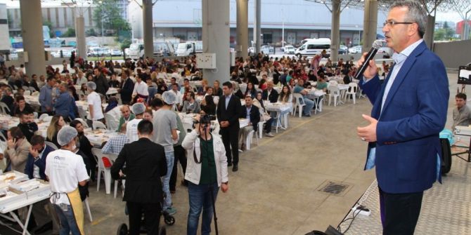 Gebze Ailesi Birlikte İftar Yaptı