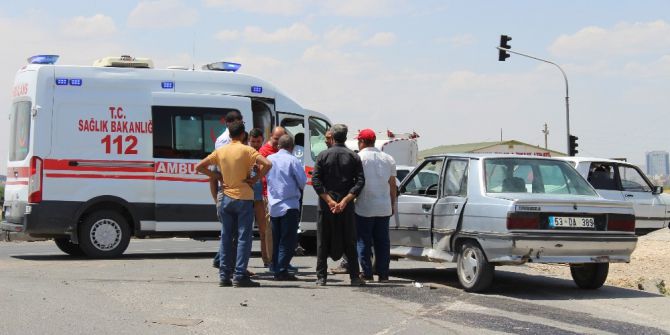 Şanlıurfa’da Trafik Kazası: 2 Yaralı