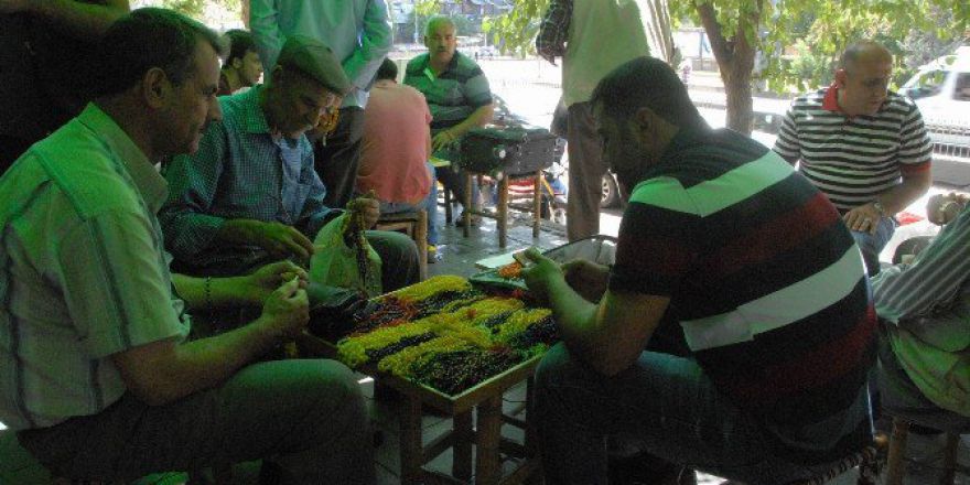 Tespih Meraklıları Cumartesi Gününü İple Çekiyor