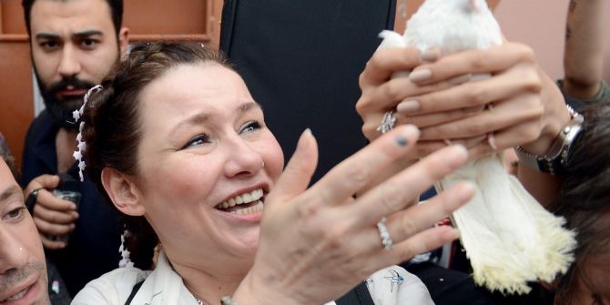 Ünlü Sanatçı Deniz Seki Tahliye Oldu