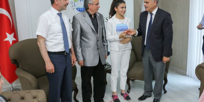 Yahyalı’da Teog Birincileri Ödüllendirildi