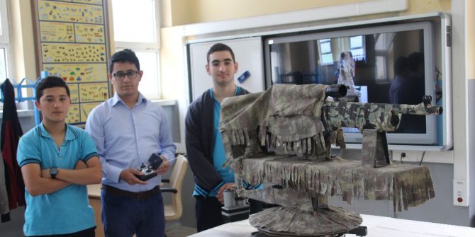 Çamaşır Makinesi Ve Silecek Motorundan Otomatik Silah Ürettiler