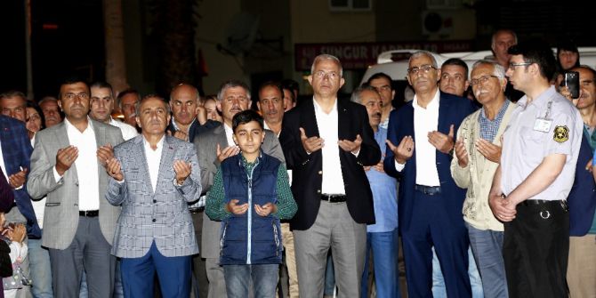 Ramazan Sokakları Dolup Taşıyor