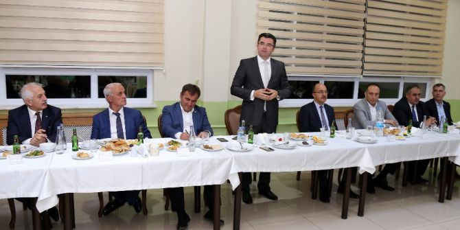 Gümüşhane Protokolü Özel İdare’nin İftarında Buluştu