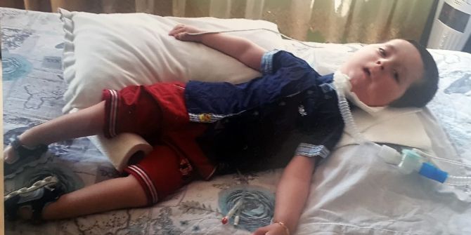 Sma Hastası Minik Abdulkadir İlaç Bulamazsa Ağabeyi Gibi Ölecek