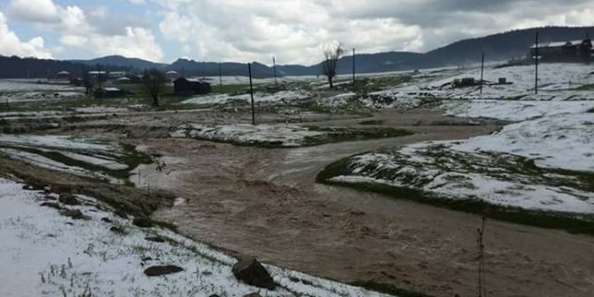 Kızılcahamam’da Sağanak Yağış Ve Dolu Hayatı Olumsuz Etkiledi
