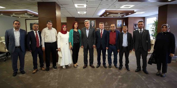 Başkan Karaosmanoğlu, “Derneklerimiz Kabuklarını Kırmalı”