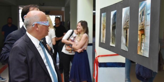 Başkan Eşkinat Üç Boyutlu Fotoğraf Sergisi’nin Açılışına Katıldı