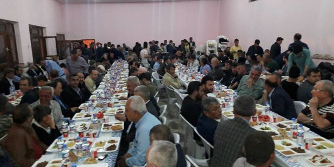 Ak Parti Bilecik Merkez İlçe Teşkilatı İftar Programına Katıldı