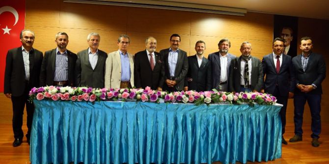 Keçiörenli Gençlere “Bilge İzzetbegoviç” Tanıtıldı