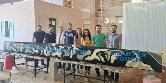 Üniversite Öğrencilerinden Betondan Yüzen Kano