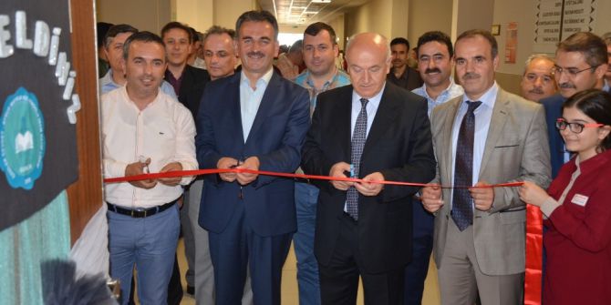 Özdilek İmam Hatip Lisesi Kütüphane Ve Laboratuvarına Kavuştu