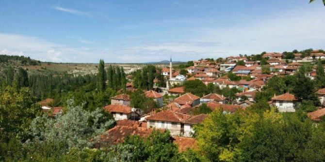 Kendi İmkanlarıyla 2 Cami, Bir Köy Odası Ve Bir İmam Evi Yaptılar