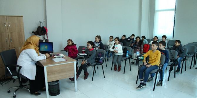 Akyazı Sgm’de Yaz Kursu Heyecanı