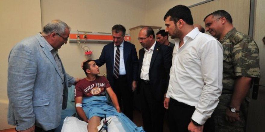 Vali Kerem Al Yaralı Askeri Ziyaret Etti