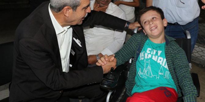 Haliliye Belediyesi Engellilerin Ailelerine Gıda Yardımı Yaptı