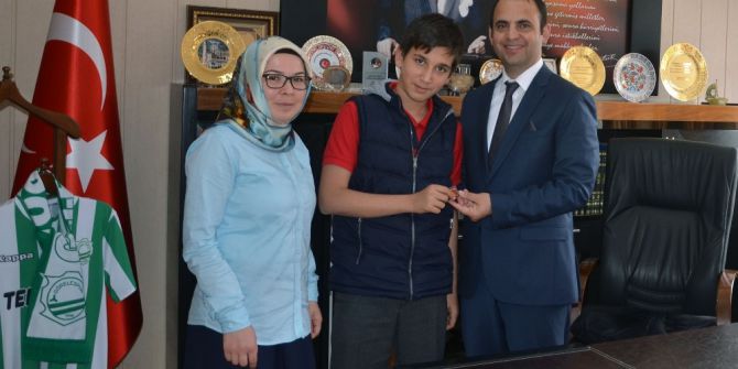 Altın Değerinde Başarılar