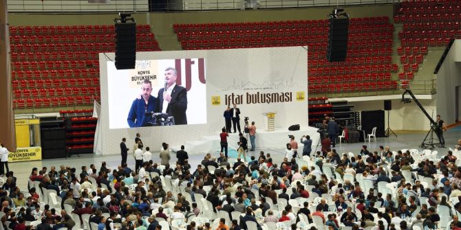 Başkan Akyürek, İftar Buluşmalarını Sürdürüyor