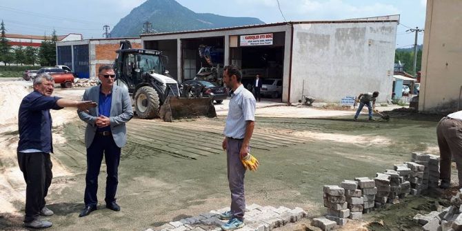 Vezirhan Yeni Sanayi Sitesi’nde Parke Çalışmaları Devam Ediyor