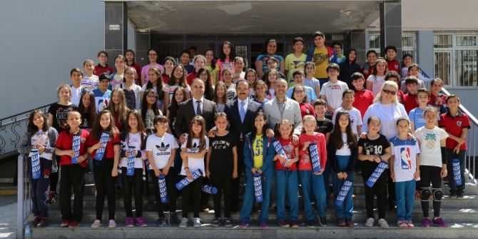 Uşak’ta Devlet Okulu Öğrencilerinden Uluslararası Başarı