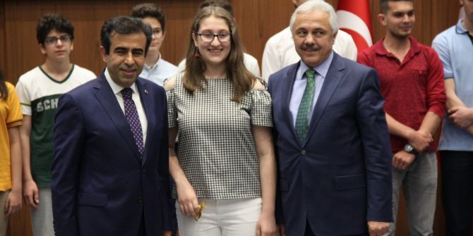 Yarışmalarda Dereceye Giren Öğrenciler Ödüllendirildi