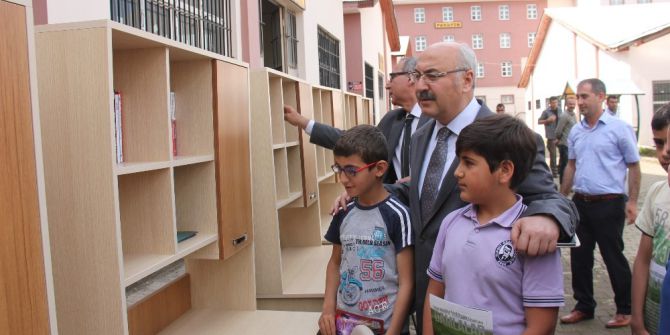 Bingöl’de Bin 20 Öğrenciye Eğitim Desteği