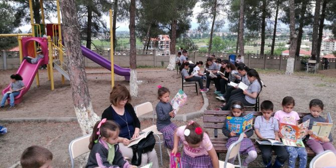 Veliler Çocuklarıyla Kitap Okudu