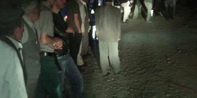 Minibüs Botan Çayı’na Uçtu: 2 Ölü, 2 Kayıp