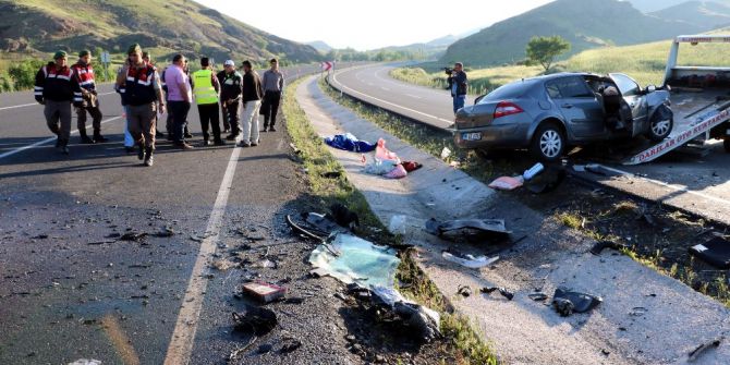 Yozgat’ta Trafik Kazası 1 Ölü 2 Yaralı