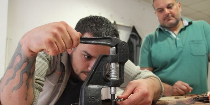 Mülteciler “Deri”yi Sanata Dönüştürdü