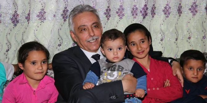 Vali Toprak’tan Şehit Ve Terör Mağduru Ailelere Ziyaret