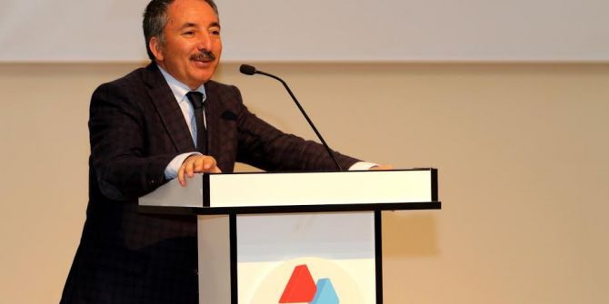 Aiçü’de Uygulamalı Girişimcilik Eğitimi Sertifika Töreni