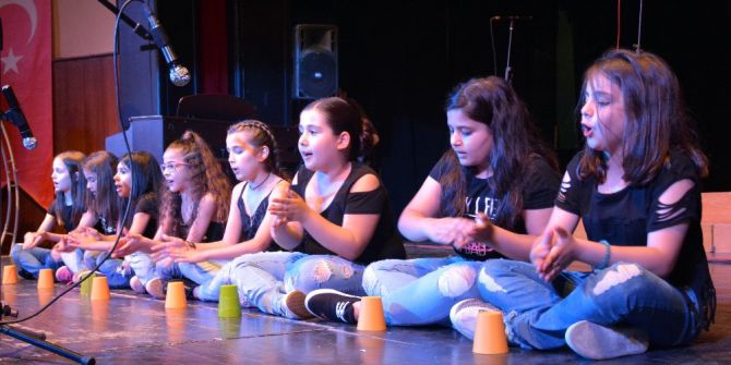 Öğrencilerden Yılsonu Konseri