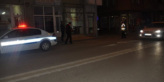 Motosiklet Kamyonetle Çarpıştı: 1 Ölü