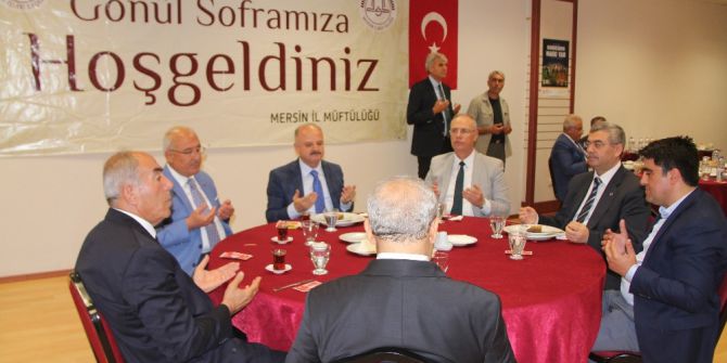 Mersin Müftülüğü’nden İftar Programı