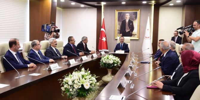 Hakimler Ve Savcılar Kurulu Bekir Bozdağ Başkanlığında İlk Kez Toplandı