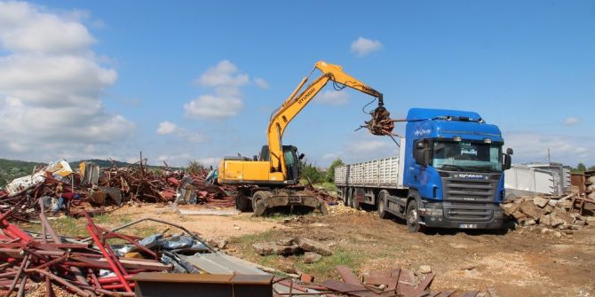 Biga’da Mke Tarafından Hurdalar Alındı