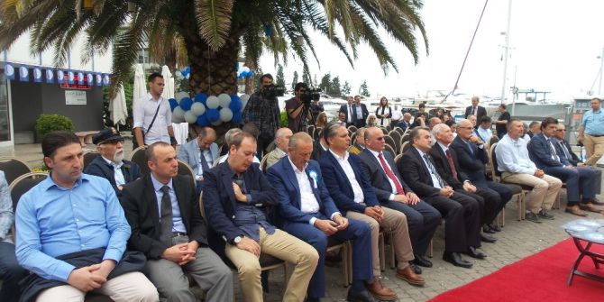 ‘Mavi Bayrak’ Almaya Hak Kazanan Tesisler Ödüllerini Aldı