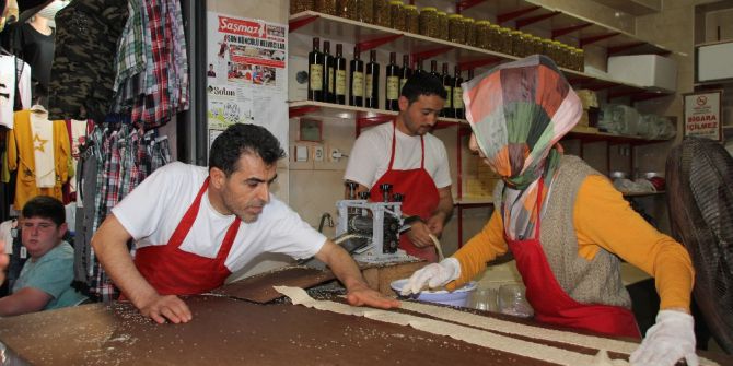 Hatay’da Ramazan Sofralarının Vazgeçilmesi “Küncülü Helva”