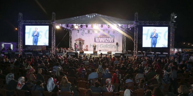 İlahiyatçı Mustafa Karataş, Ramazan Sokağı’na Konuk Oldu