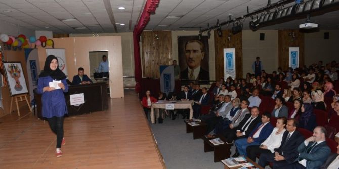 Tuşba’da Münazara Yarışmasının Finali Yapıldı