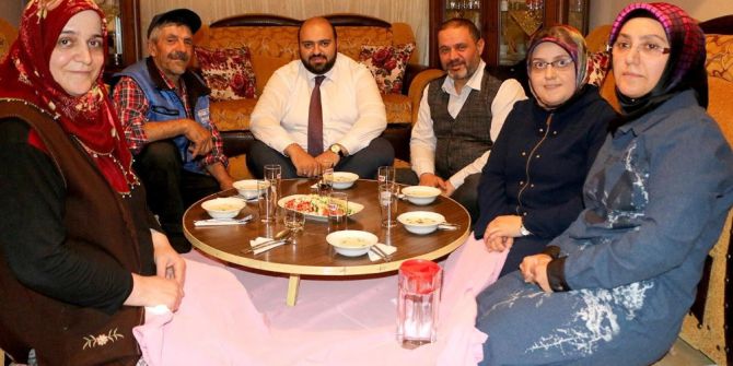 Başkan Orhan’dan Çat Kapı İftar