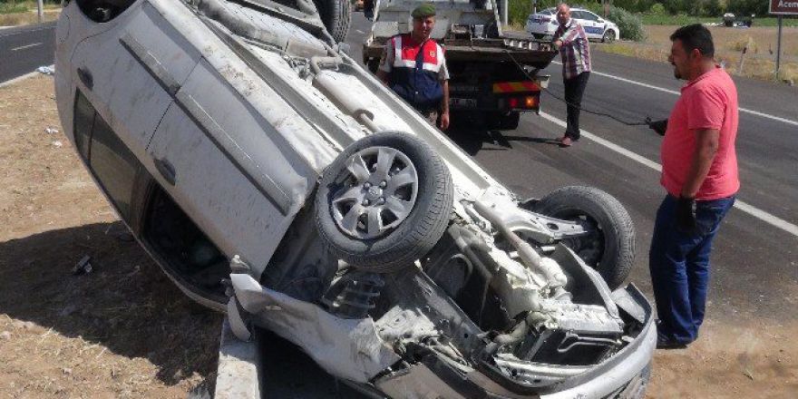 Otomobil Takla Attı: 4 Yaralı