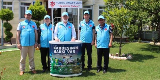 Müftülük’ten Fitre Ve Zekat Standı