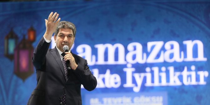 Mahmud Ustaosmanoğlu Hocaefendi Esenler’de Anlatıldı