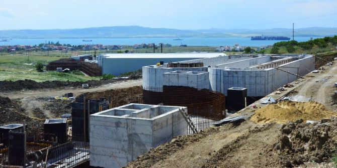 Lapseki’de Atık Su Arıtma Tesisi Çalışmaları Devam Ediyor