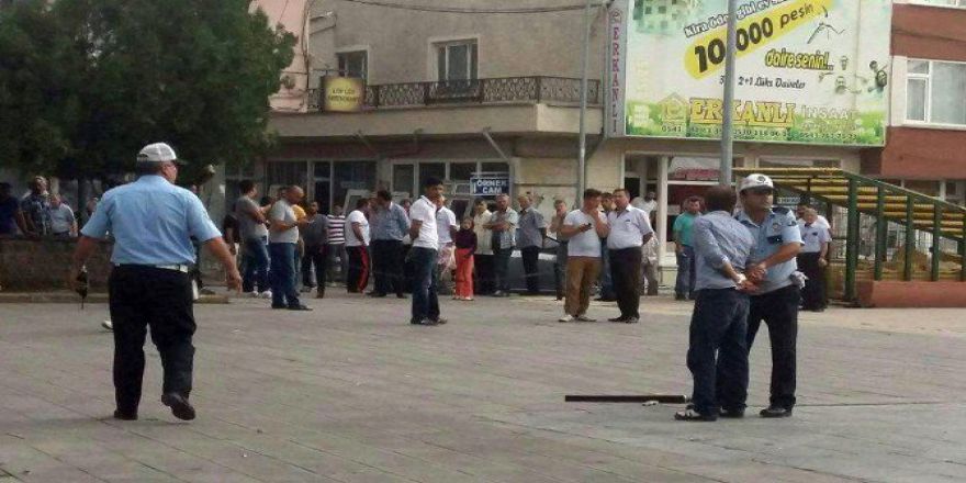 İş Yerine Kurşun Yağdırdı