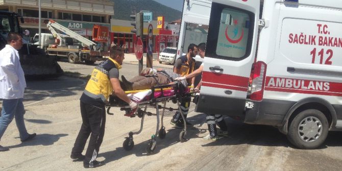 Kamyonun Karıştığı Kaza Güvenlik Kamerasında