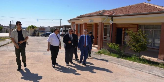 Vali Çataklı Engelsiz Yaşam Merkezini Ziyaret Etti