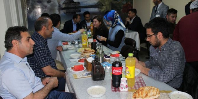 Kaymakam Dündar Sağlık Çalışanlarıyla İftar Açtı